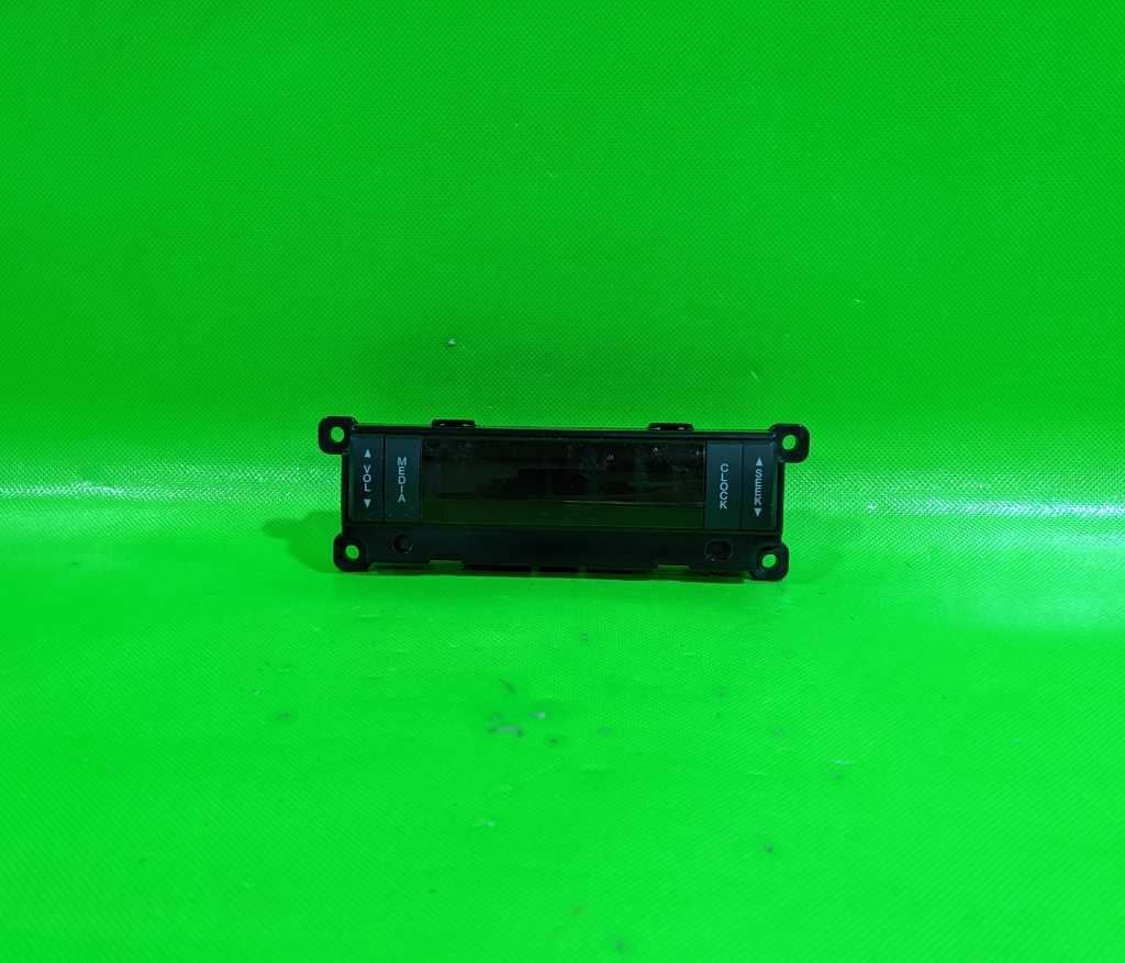 15 16 17 EXPEDITION REAR CENTER CONSOLE RADIO CONTROL OEM 4027-7