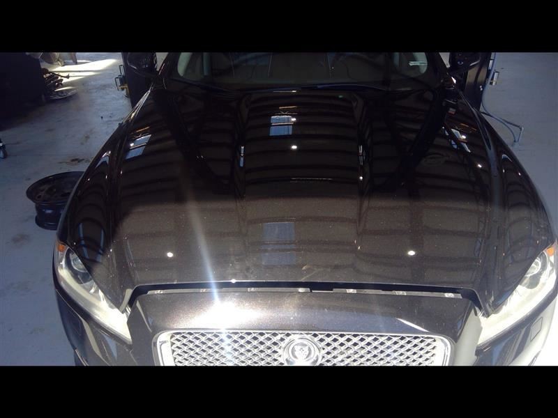 Info-GPS-TV Screen Display Dash Mounted Fits 13 XJ 530833