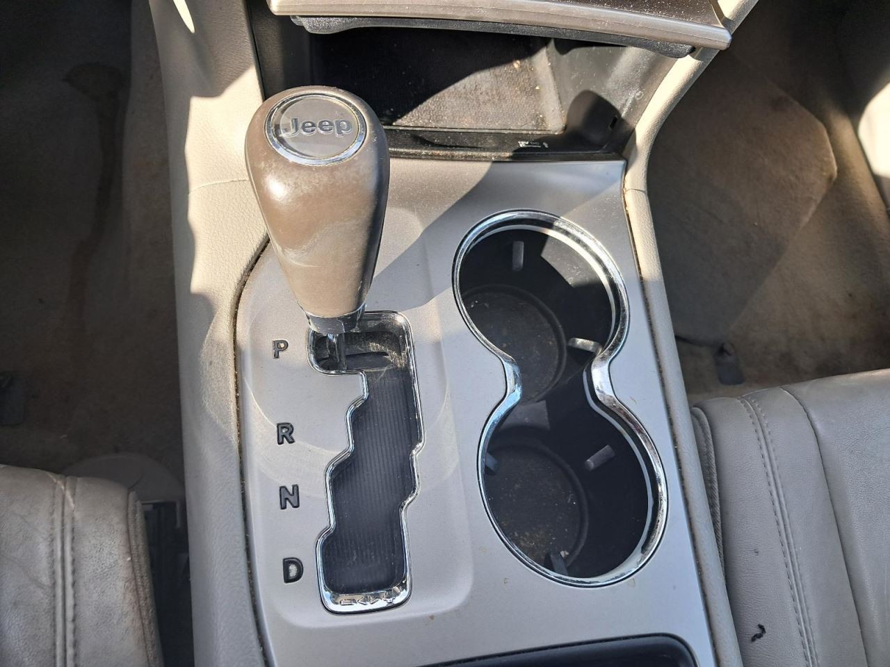 Audio Equipment Radio Receiver Face Plate ID Rhb Fits 12 GRAND CHEROKEE 4895936