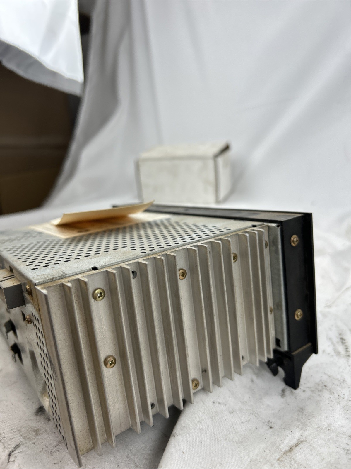 OEM Factory Radio – Dodge Ram 1998.5–2002 P047043738E