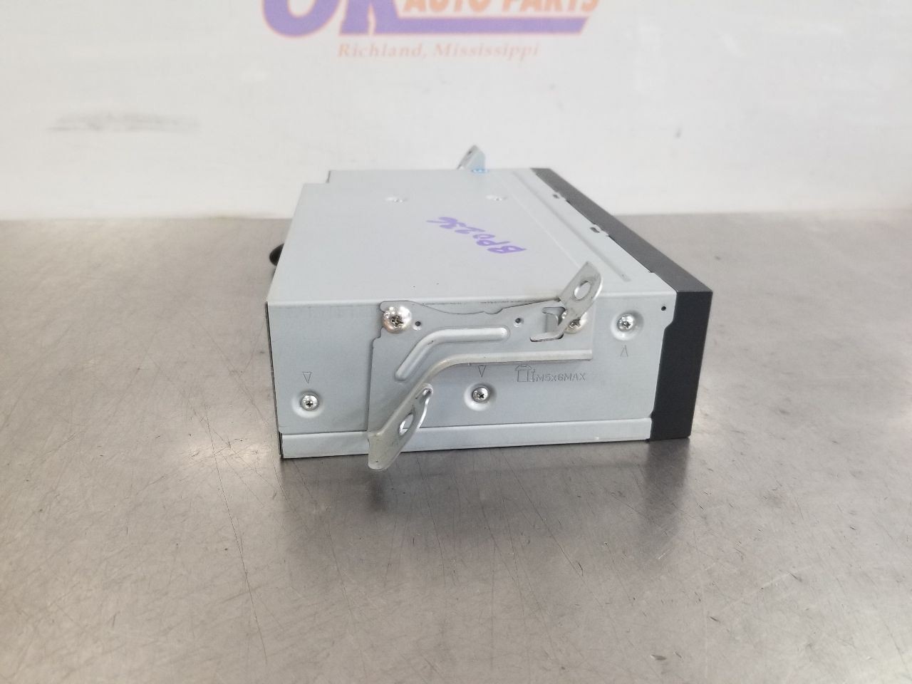 07 2007 LEXUS GX470 RADIO AUDIO CD AND DVD PLAYER 8627060160