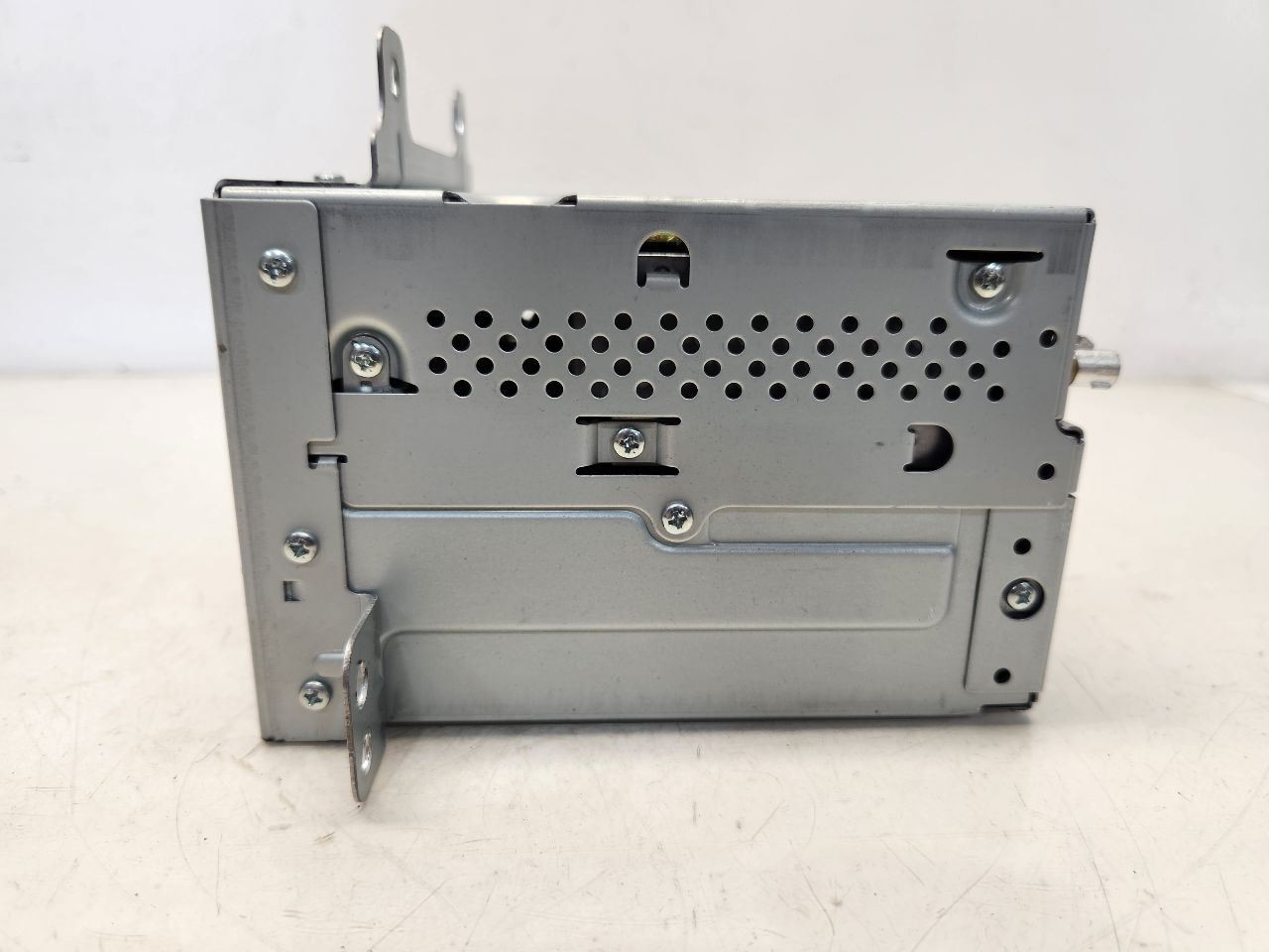 2013 Chevrolet Equinox AM-FM-Single CD-MP3-USB (UFU) Receiver SEE DESCRIP