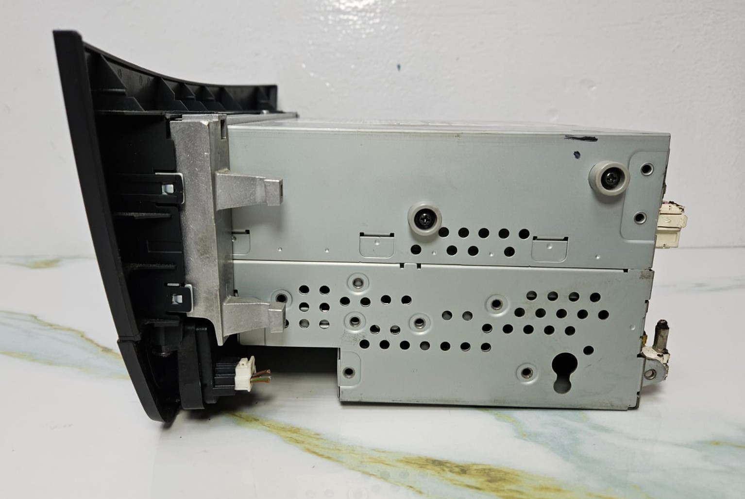 2010-2012 Mercedes W204 C-Class Radio Audio Head Unit CD Player A204 9005111 OEM