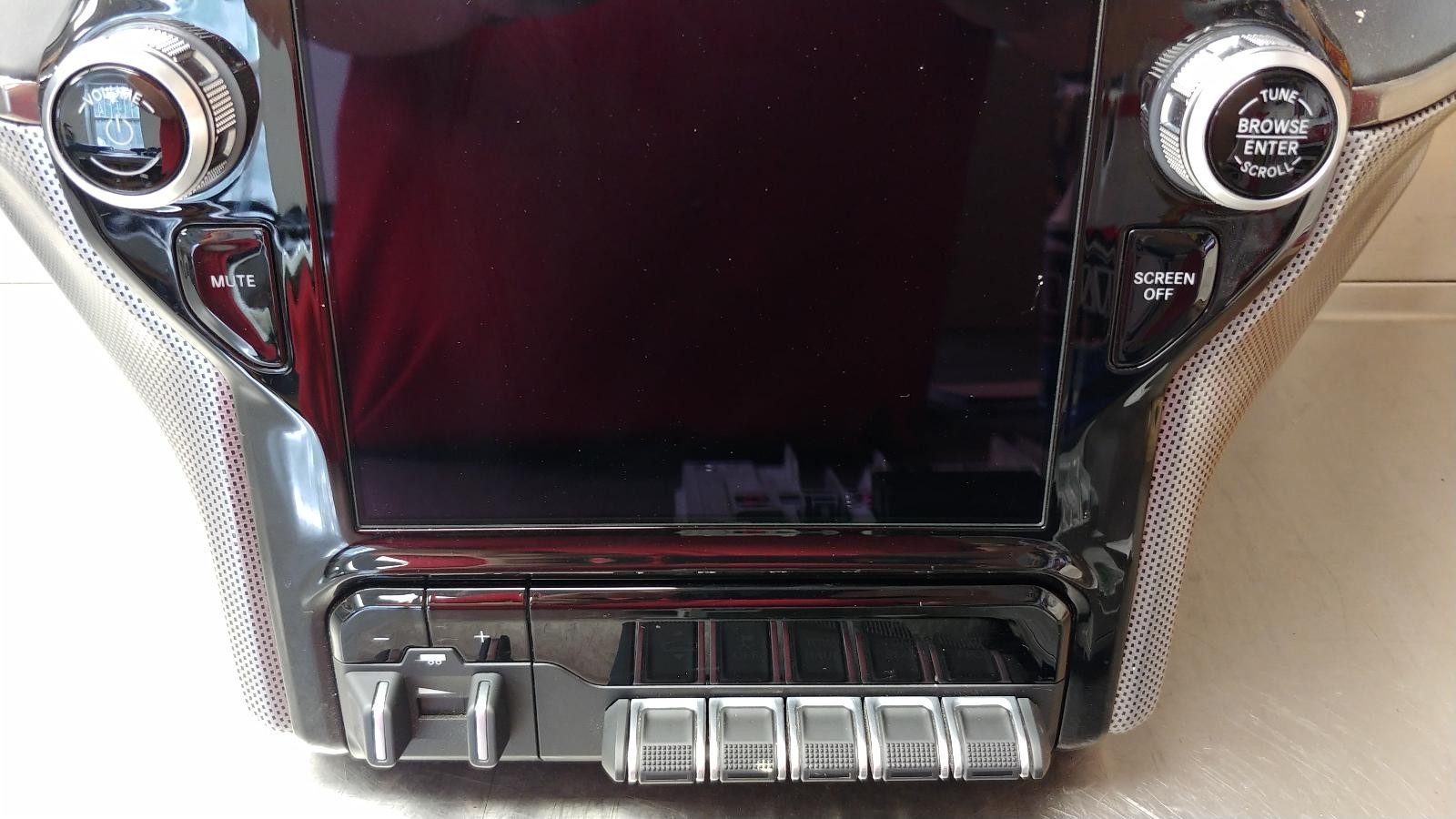 2021 Dodge Ram 1500 12″ Uconnect Radio Display Screen w/ Receiver 6EJ822C1AE