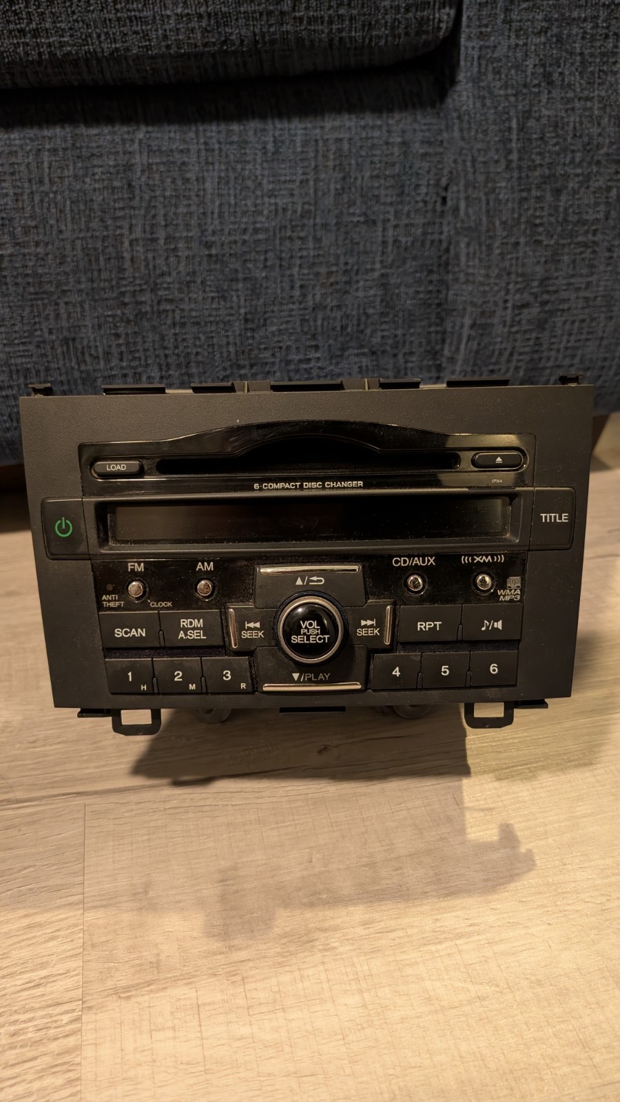 2010-2011 Honda CRV OEM AM/FM Radio 6 Disc CD MP3/WMA Player 39100-SWA-A111-M1