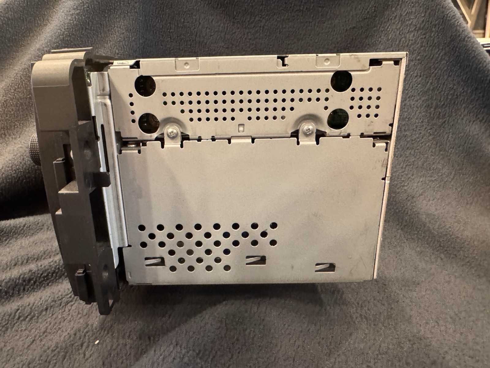2007-2011 GM OEM Navigation Radio CD DVD Touchscreen Display