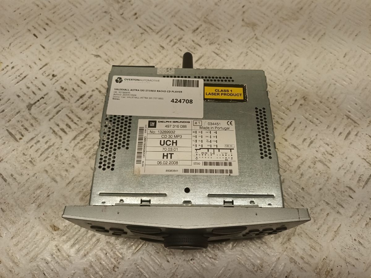 VAUXHALL ASTRA SXI STEREO RADIO CD PLAYER 93180895