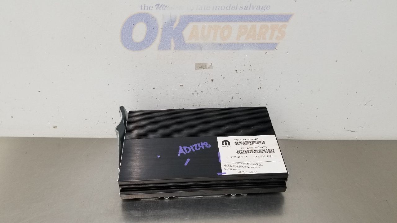 17 DODGE RAM 1500 RADIO AUDIO AMPLIFIER 68267099AB
