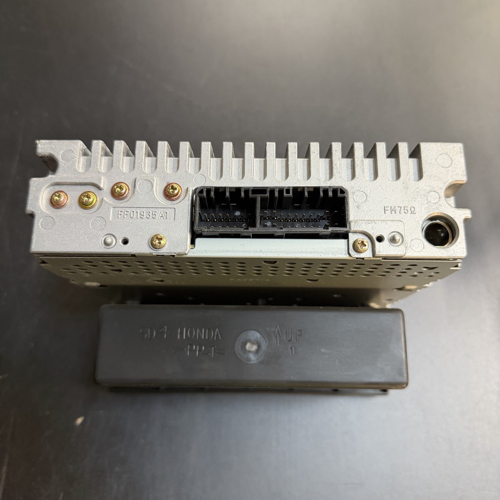 OEM AM/FM Radio CD Player 39100-S01-A300 for 1996-2000 Honda Civic
