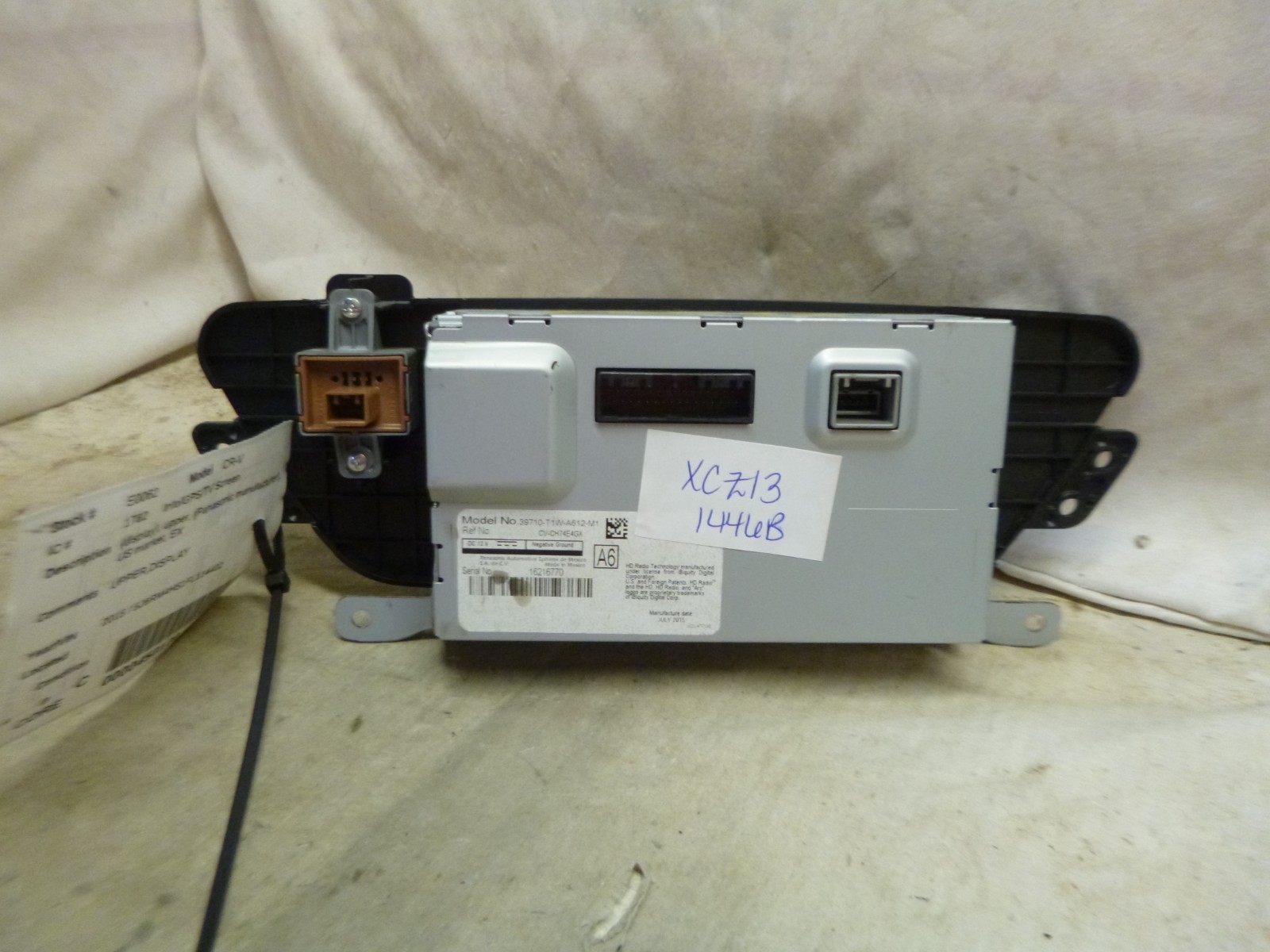 15 16 Honda CR-V Radio Display Information Screen 39710-T1W-A612 XCZ13