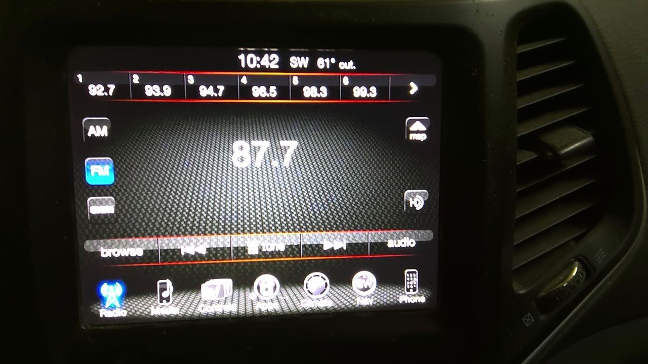 15 Jeep Grand Cherokee Dodge Ram Radio VP4 Navigation Media Center