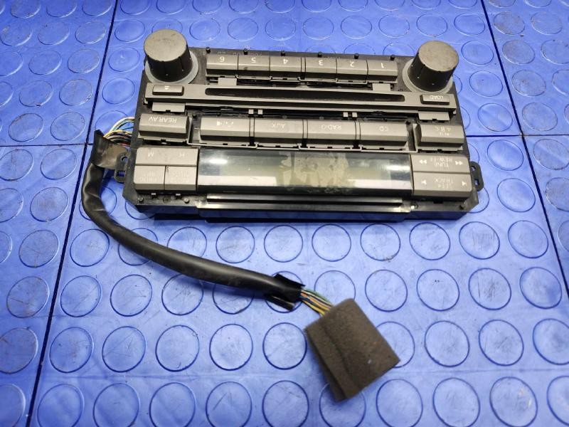 04-05 Nissan Armada Radio Receiver Head Unit AM FM 6-Disc CD OEM 28185-7S512