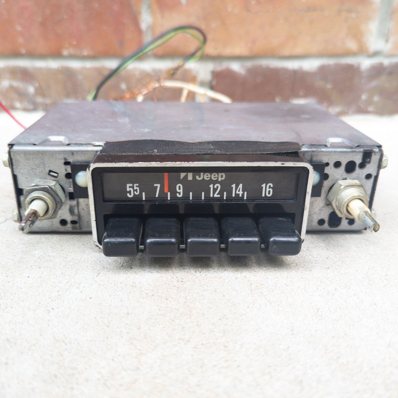 Vtg 1976 OEM Jeep CJ AM Car Stereo 5JC1602 (5355092) Replacement – Not Tested