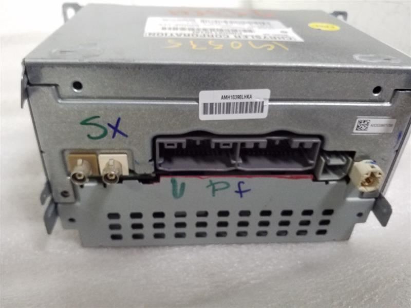 2011-2012 Dodge JOURNEY Radio Receiver w/o Navigation AM-FM-CD-MP3-WMA ID REB