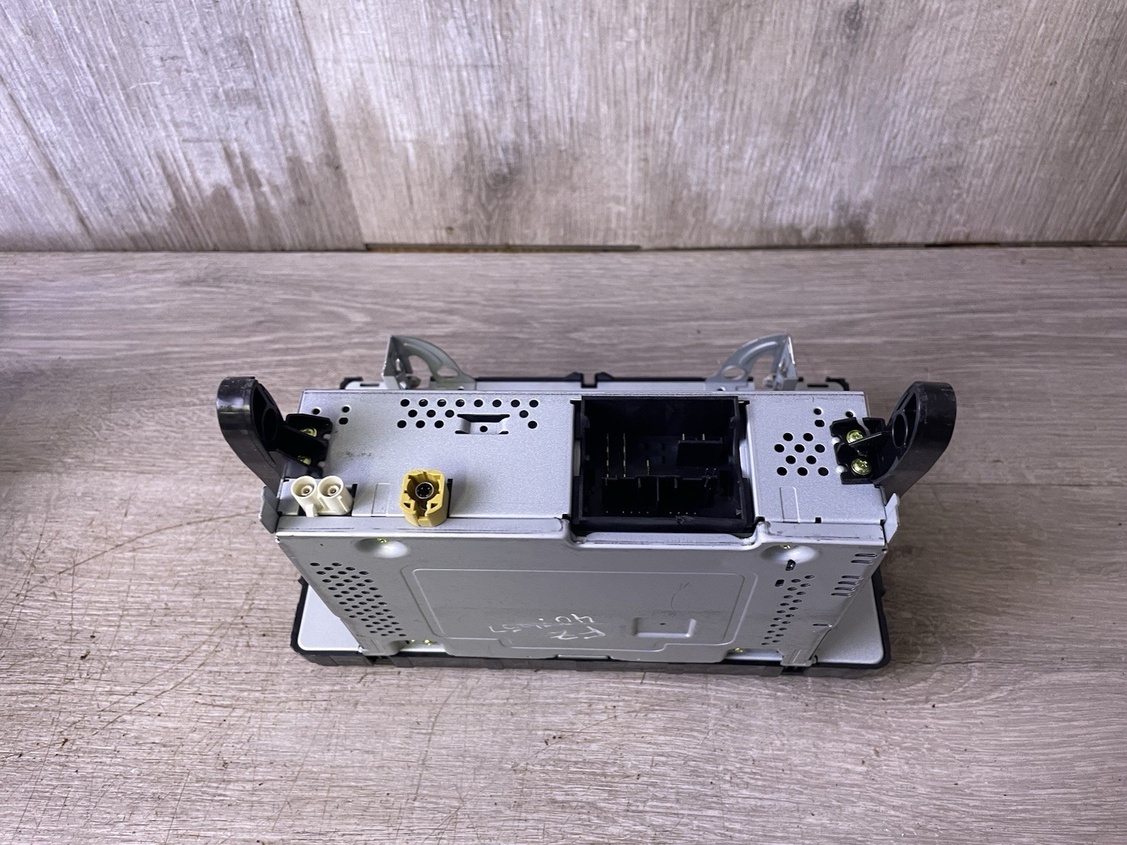 2019-21 VOLKSWAGEN JETTA RADIO HEAD UNIT OEM PART # 5G6.035.869.E