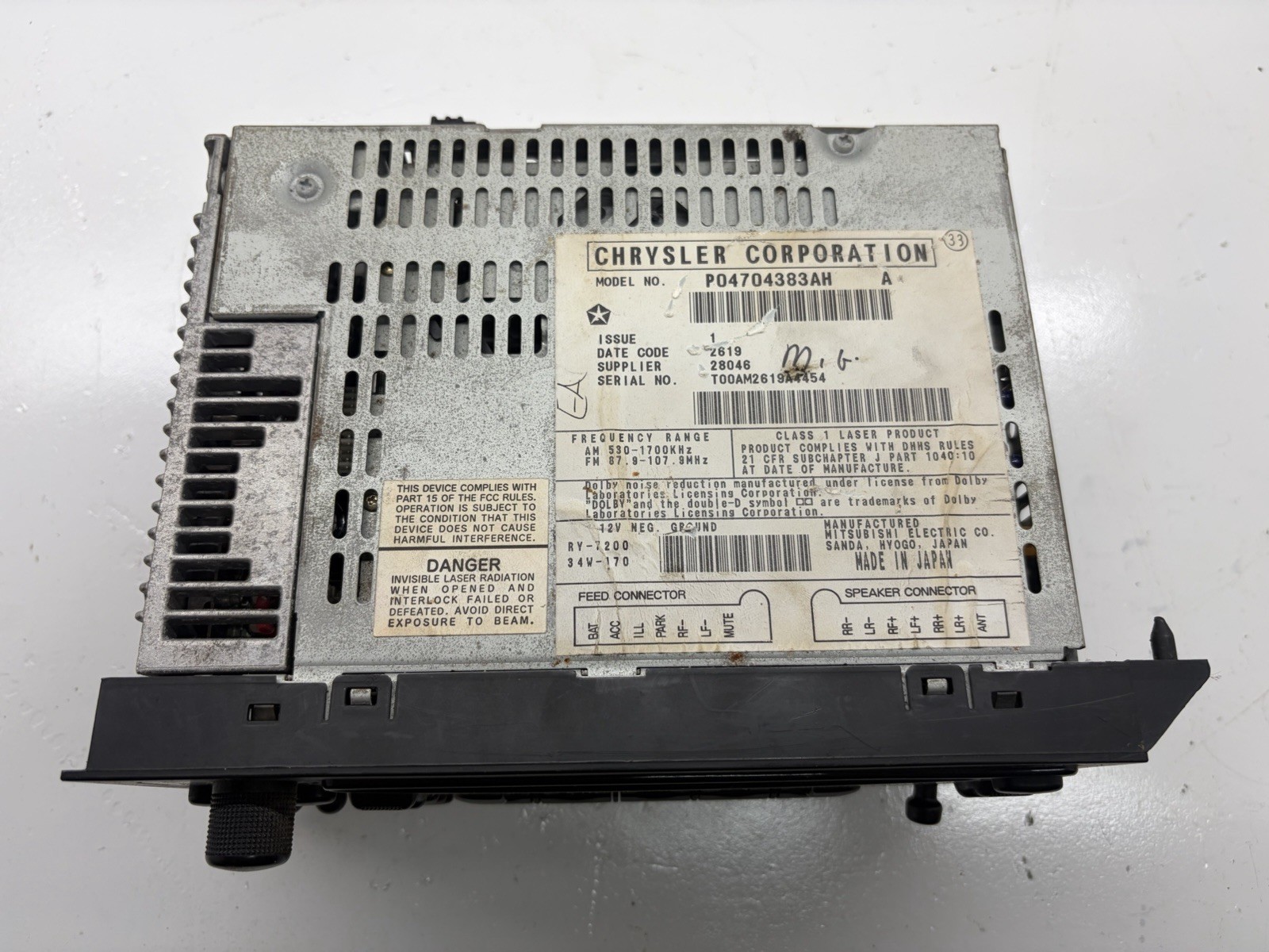 OEM 200o Dodge Dakota R/t Stereo Head Unit Radio OEM 2000