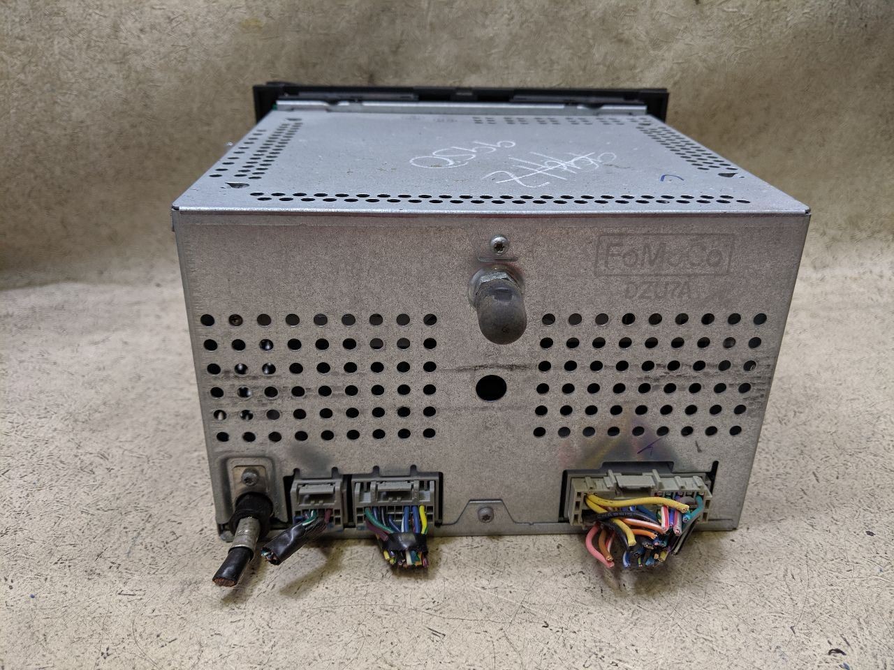 Stereo Radio Receiver AM FM CD 6 Disc MP3 Fits 2008 FORD FUSION pc75-205138
