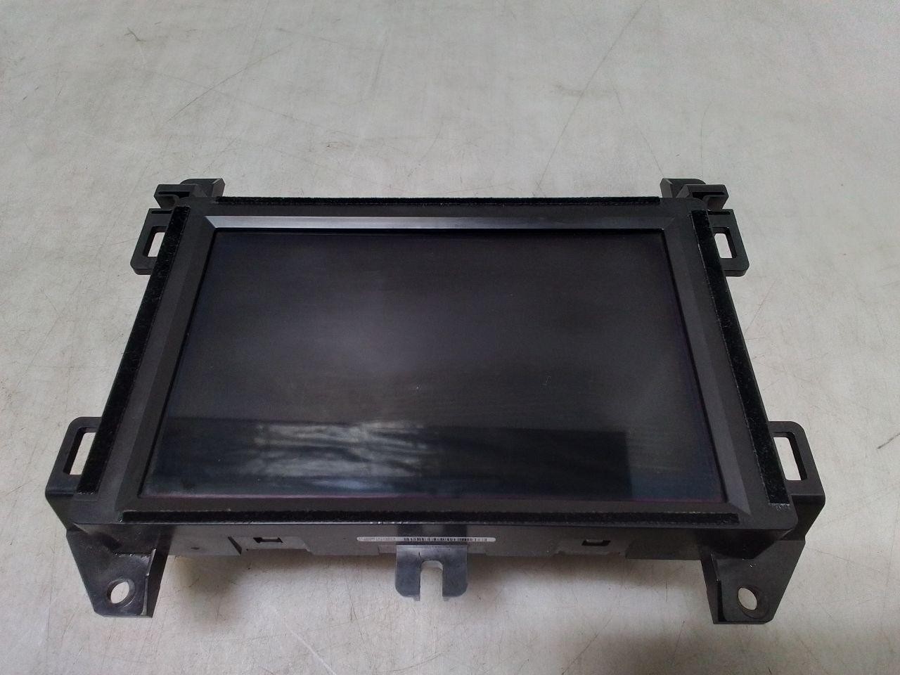 Jeep JL Wrangler OEM 7 in Touchscreen Radio w/oTrim Panel 68297546AF 2018 159147