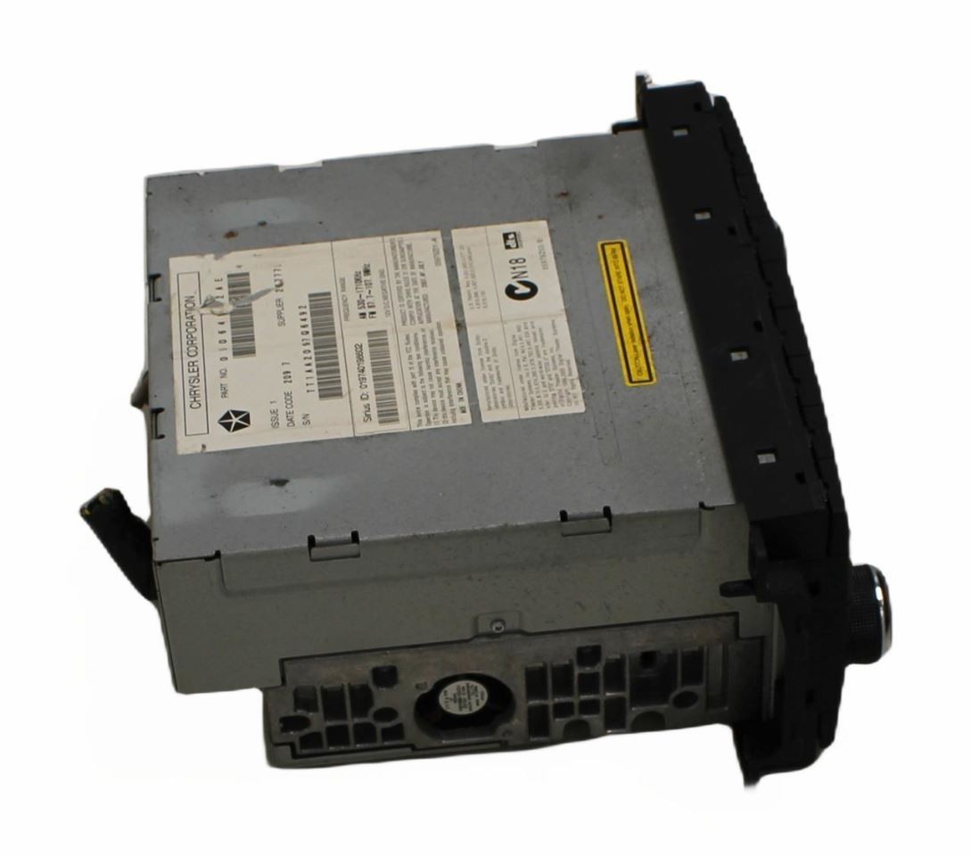 2008-2011 Dodge Dakota Radio AM FM6 Disc Cd-dvd Changer OEM 1427982