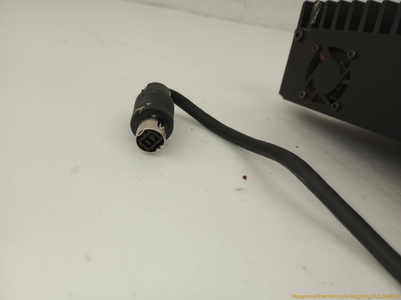 Jaguar XK8 XKR CONVERTIBLE Audio Equipment Radio Stereo Amplifier Fits 2005-2006