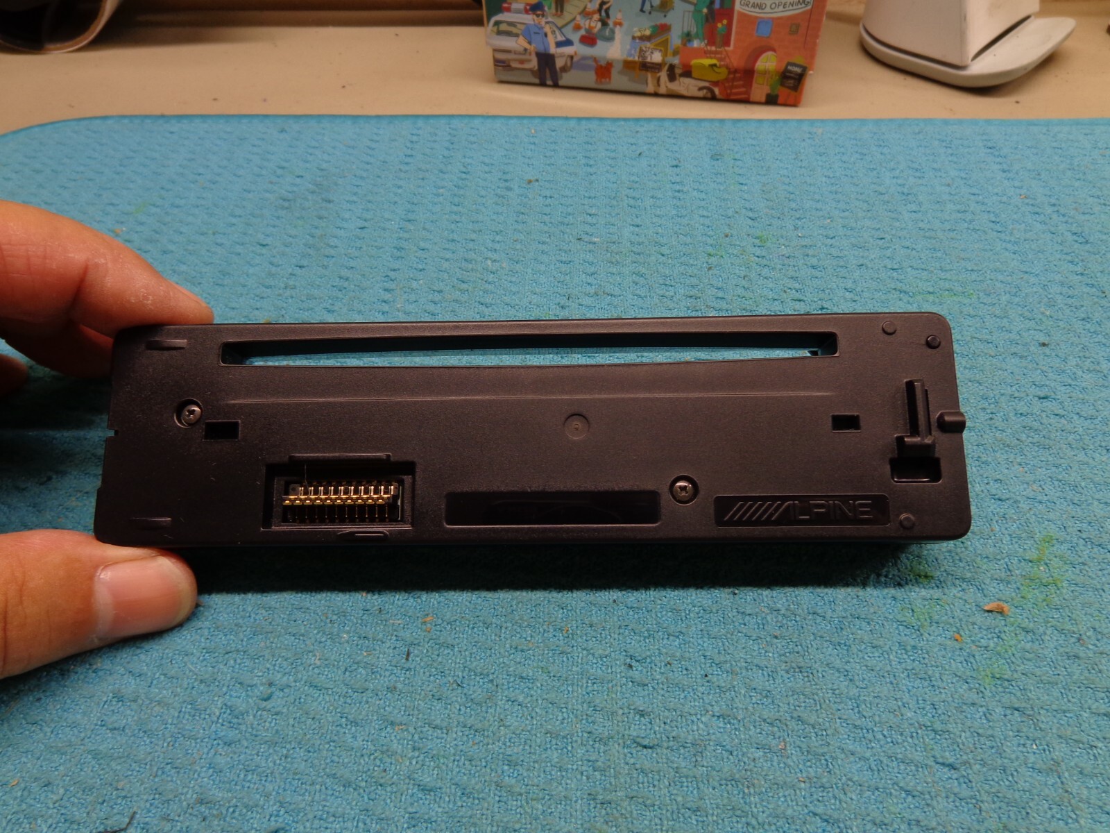 ALPINE STEREO FACE PLATE RADIO FACEPLATE ONLY CDE-172BT