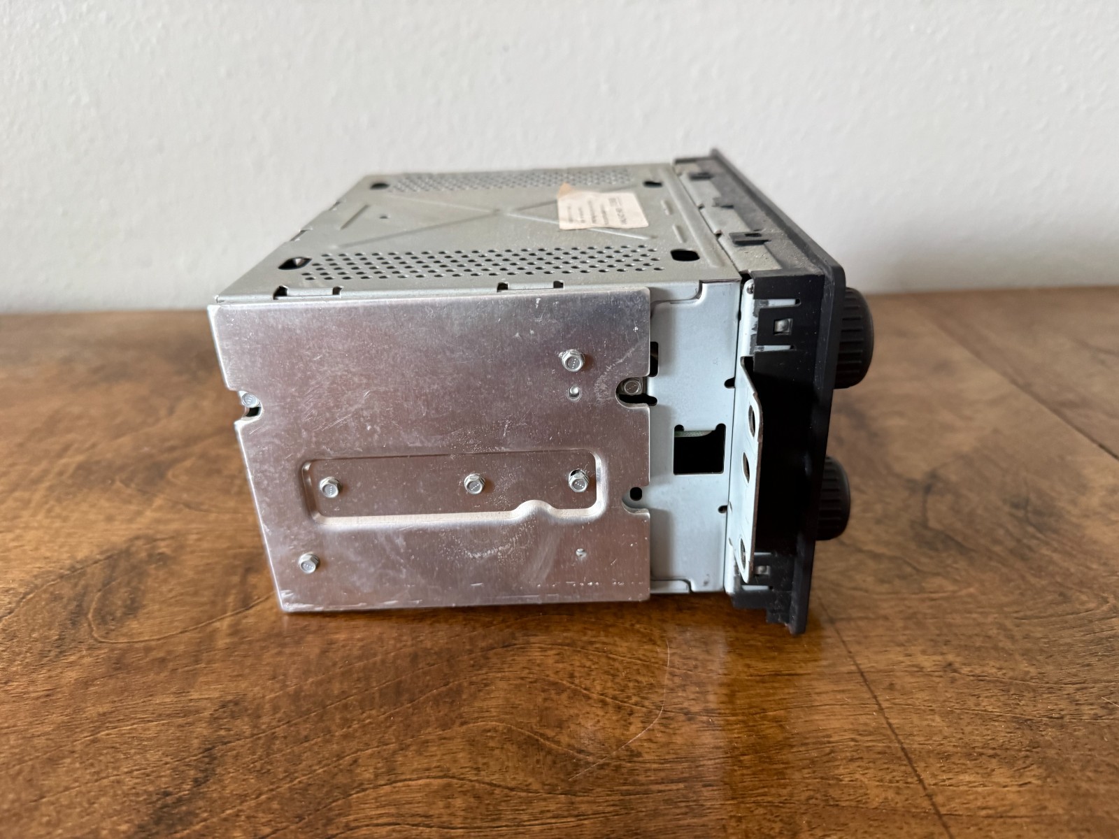 2003-2006 Chevy GMC Silverado Sierra OEM Radio – Used W Cassette 15184933