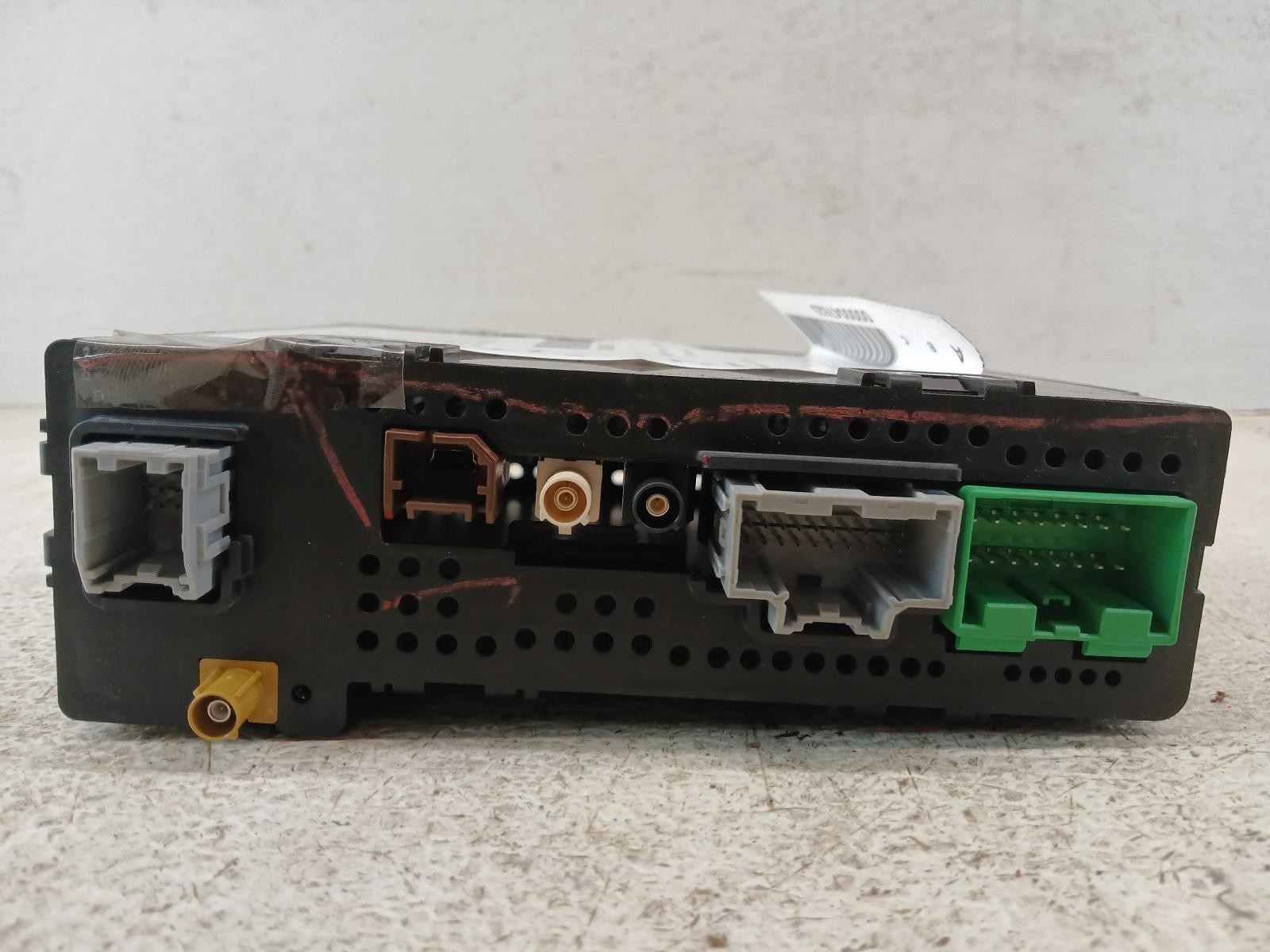 14 Chevy Silverado 1500 Radio Receiver ***May Need Programming***