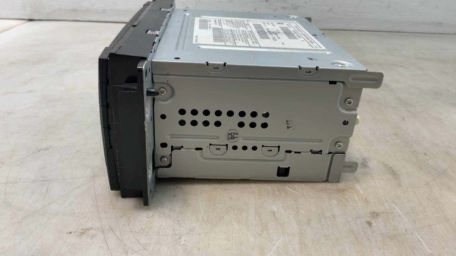 Jeep JK Wrangler OEM Factory Touchscreen Radio RHB P05091186AA 2012 164682