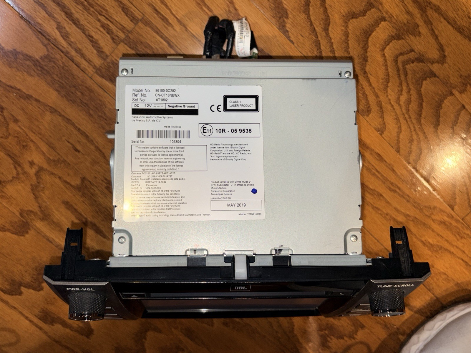 Toyota Tundra Navigation Radio AM-FM CD Info Display Head OEM 2014-2019