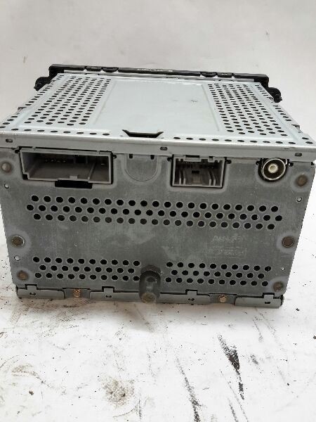 Audio Equipment Radio AM-FM-CD-MP3 ID 8F9T-18C869-FB Fits 08-09 TAURUS X 933687