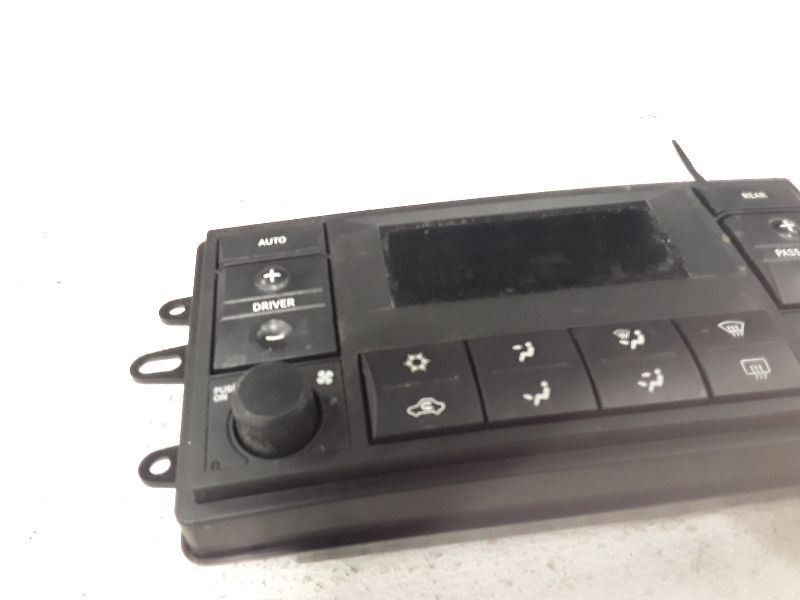 Audio Equipment Radio Display And Receiver Radio DVD Fits 08-10 300 882026