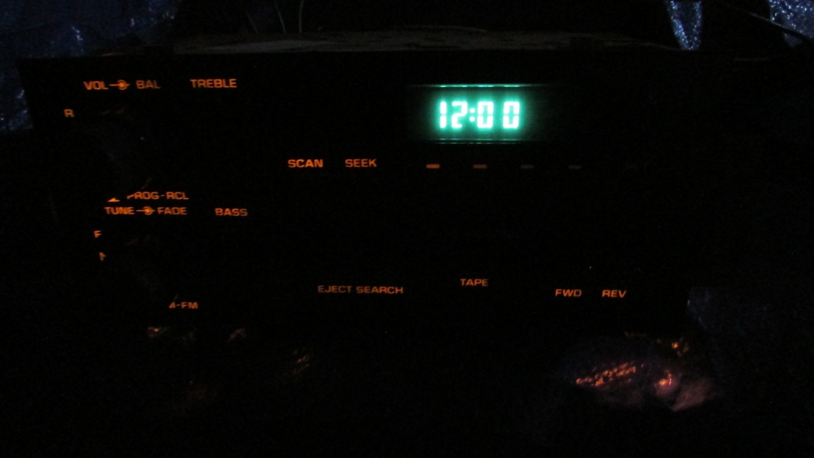 1990-1992 Camaro Z28 RS Yellow Print Delco AM FM Radio CASSETTE Player GM OEM
