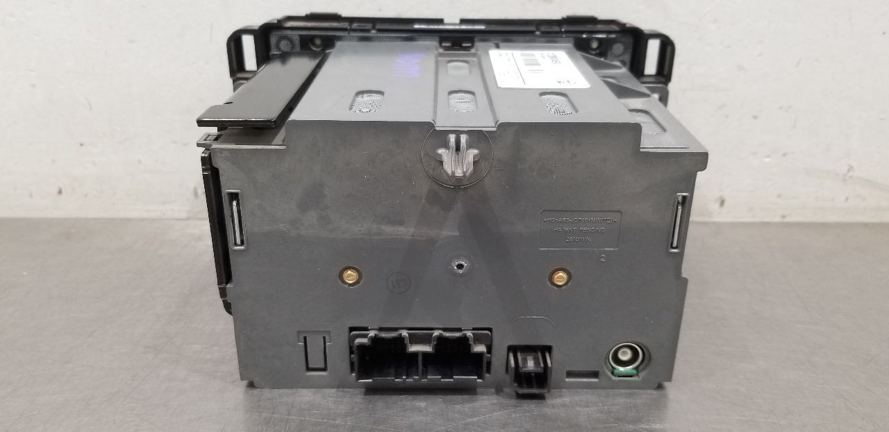 13 CHEVY SILVERADO 2500 RADIO AUDIO RECEIVER HEAD UNIT 20934593