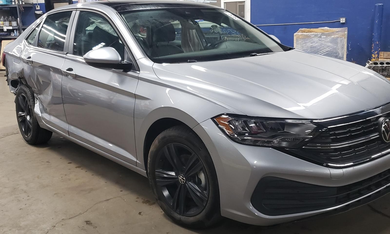 23 24 JETTA Radi Display and Controls, (8.0″ screen), w/navigation option