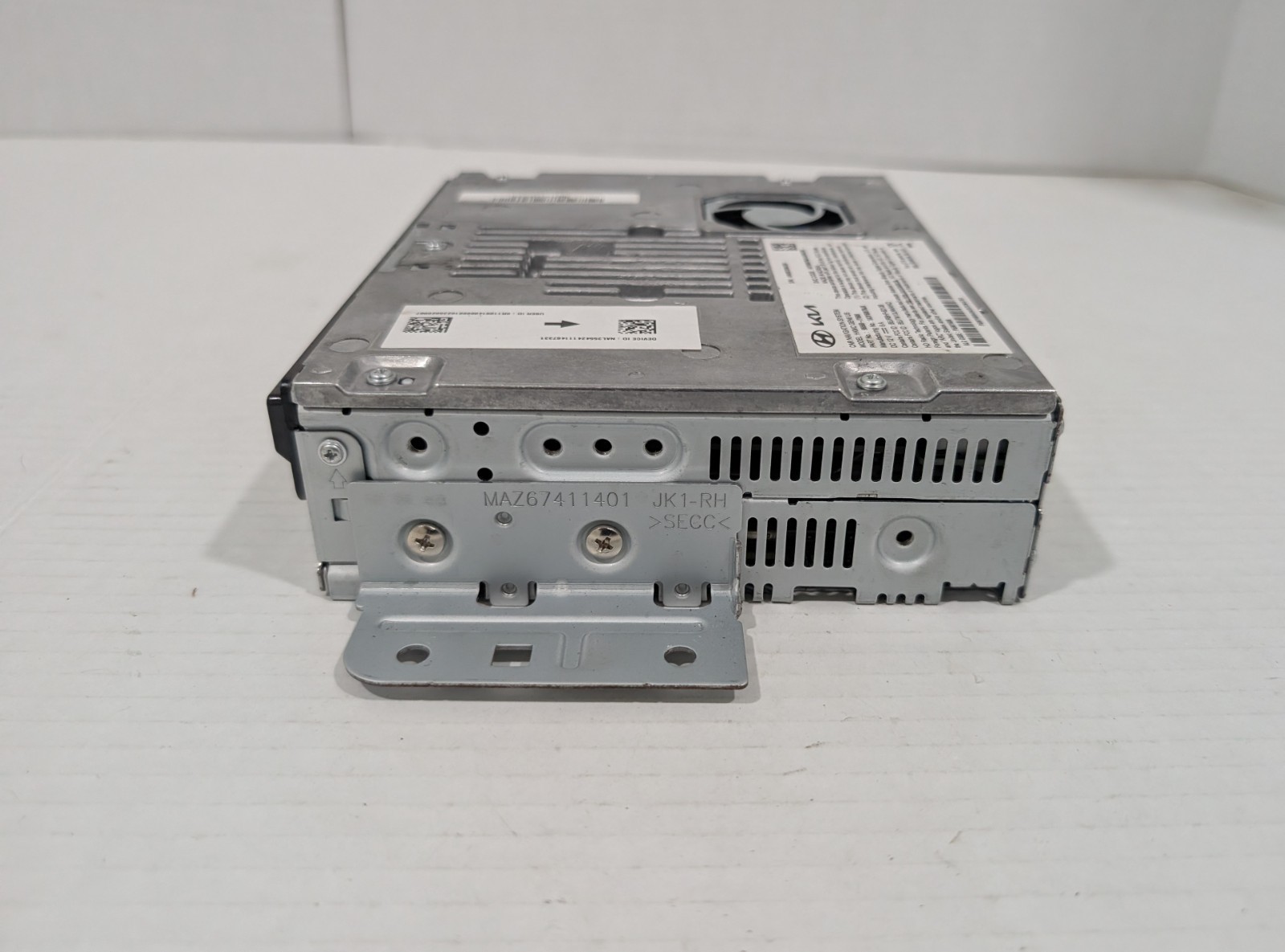 2023 2025 GENESIS GV70 AUDIO RADIO RECEIVER HEAD UNIT MODULE 96560-IY600 OEM