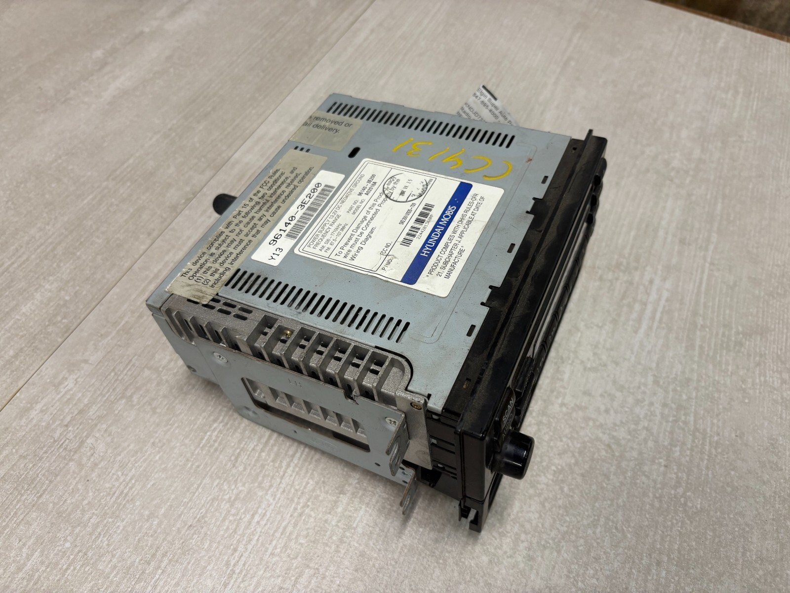 OEM Hyundai Mobis A02016A 96140-3E200 AM/FM Radio CD Player for 2003 Kia Sorento