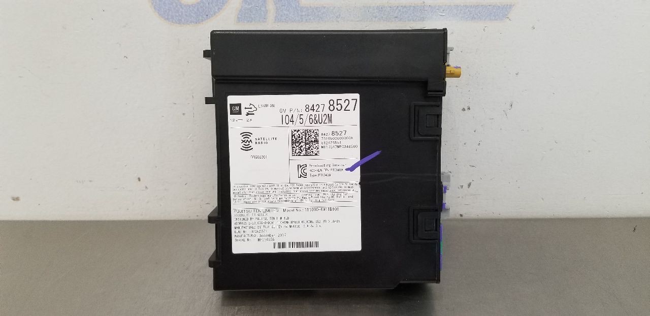 18 GMC SIERRA DENALI 1500 RADIO AUDIO RECEIVER 84278527