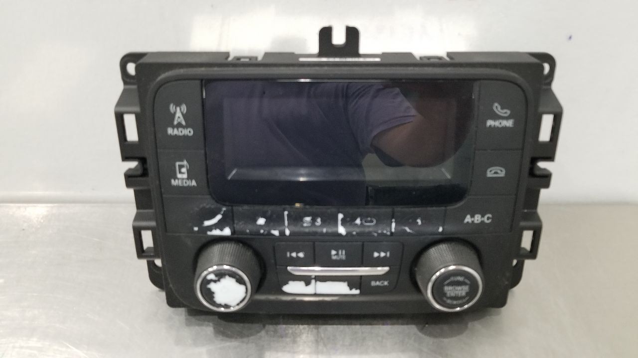17 DODGE RAM 1500 TRADESMAN RADIO AUDIO CONTROL PANEL 68271362AA