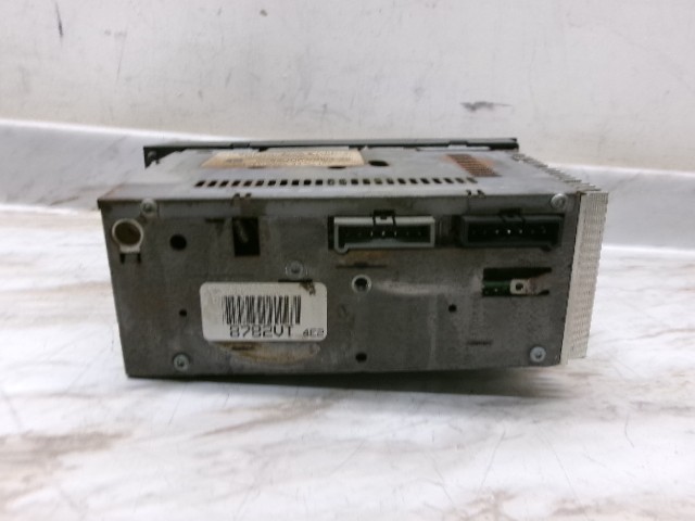 04858556AD 92-01 Dodge Ram Dakota Cherokee Wrangler Stereo Cassette Radio Player