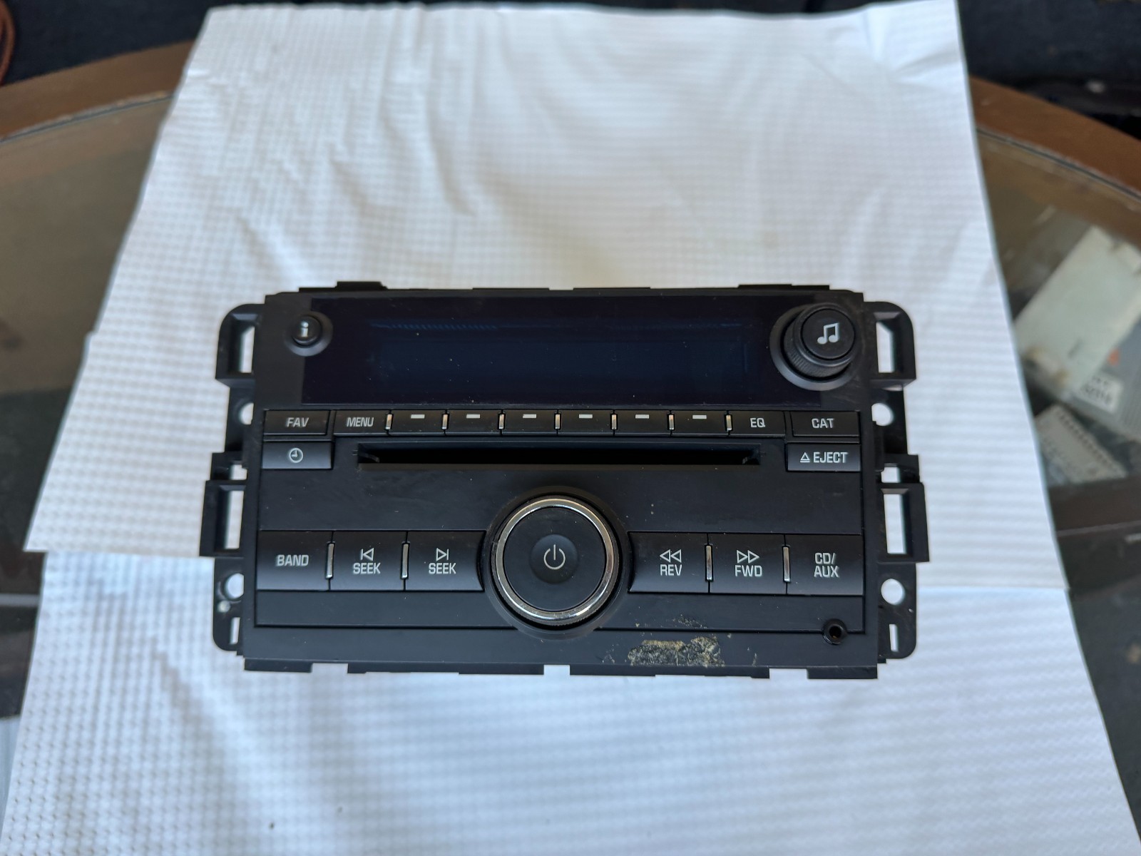 2007-2008 Chevy Impala Monte Carlo OEM AM FM CD AUX Radio 25887147