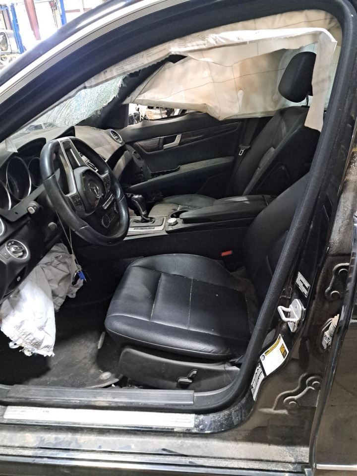 2014 C250 Stereo Radio Radio/Receiver Sku#4453783