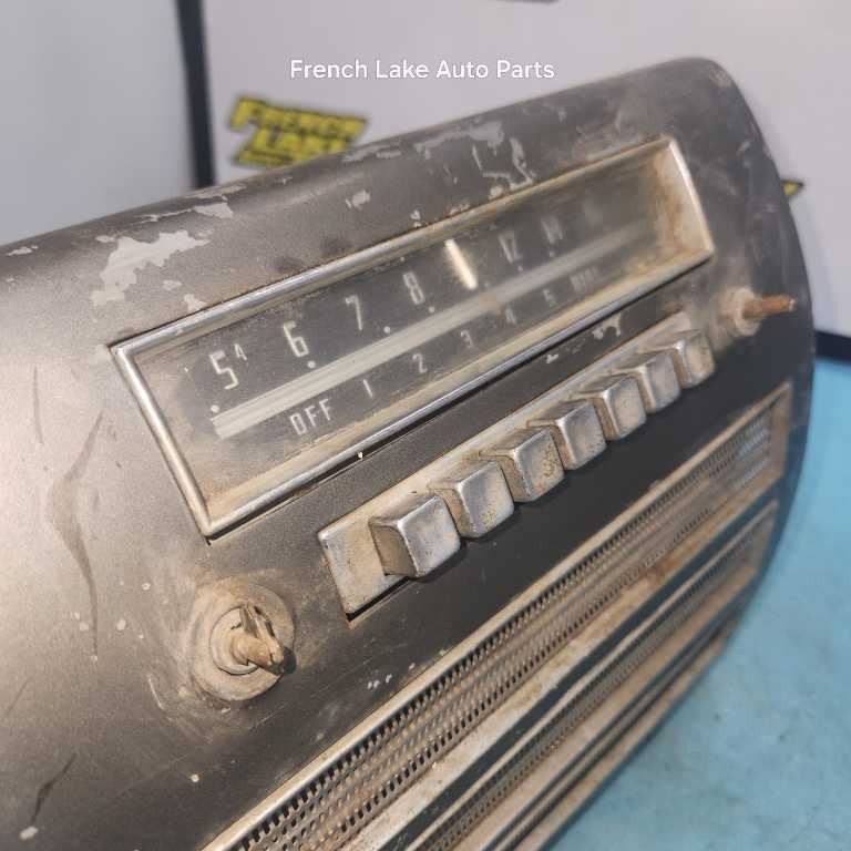 PARTS or REPAIR Radio MOPAR 812 Fits 1951 PLYMOUTH 1246353