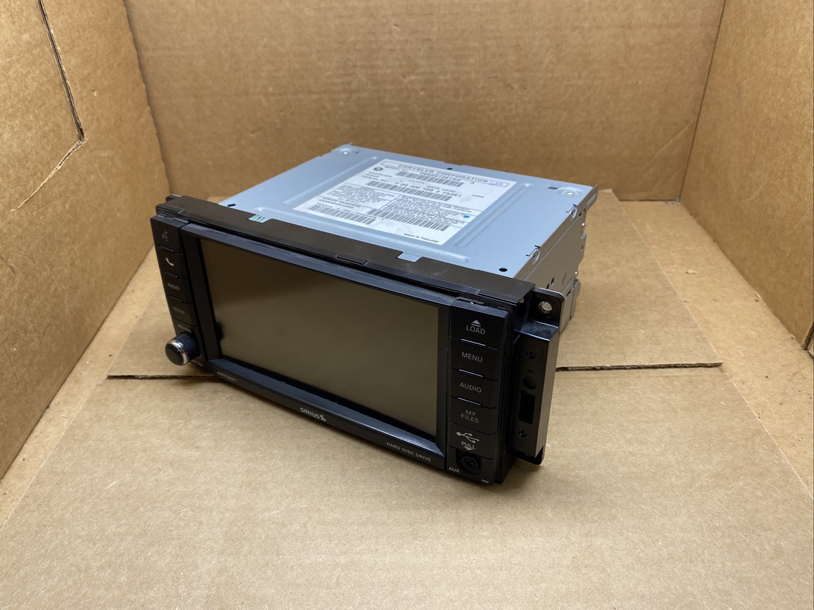Jeep Dodge Chrysler RBZ MyGIG 430 Touchscreen Radio DVD Player P05091201AD