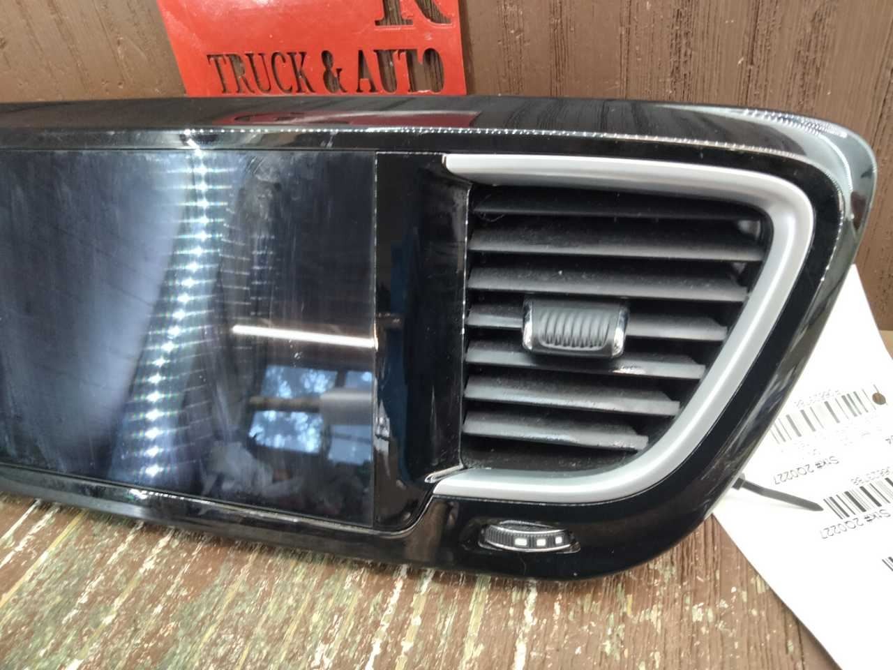 2018 2019 2020 CHRYSLER PACIFICA RADIO DASH DISPLAY SCREEN 68316174AB