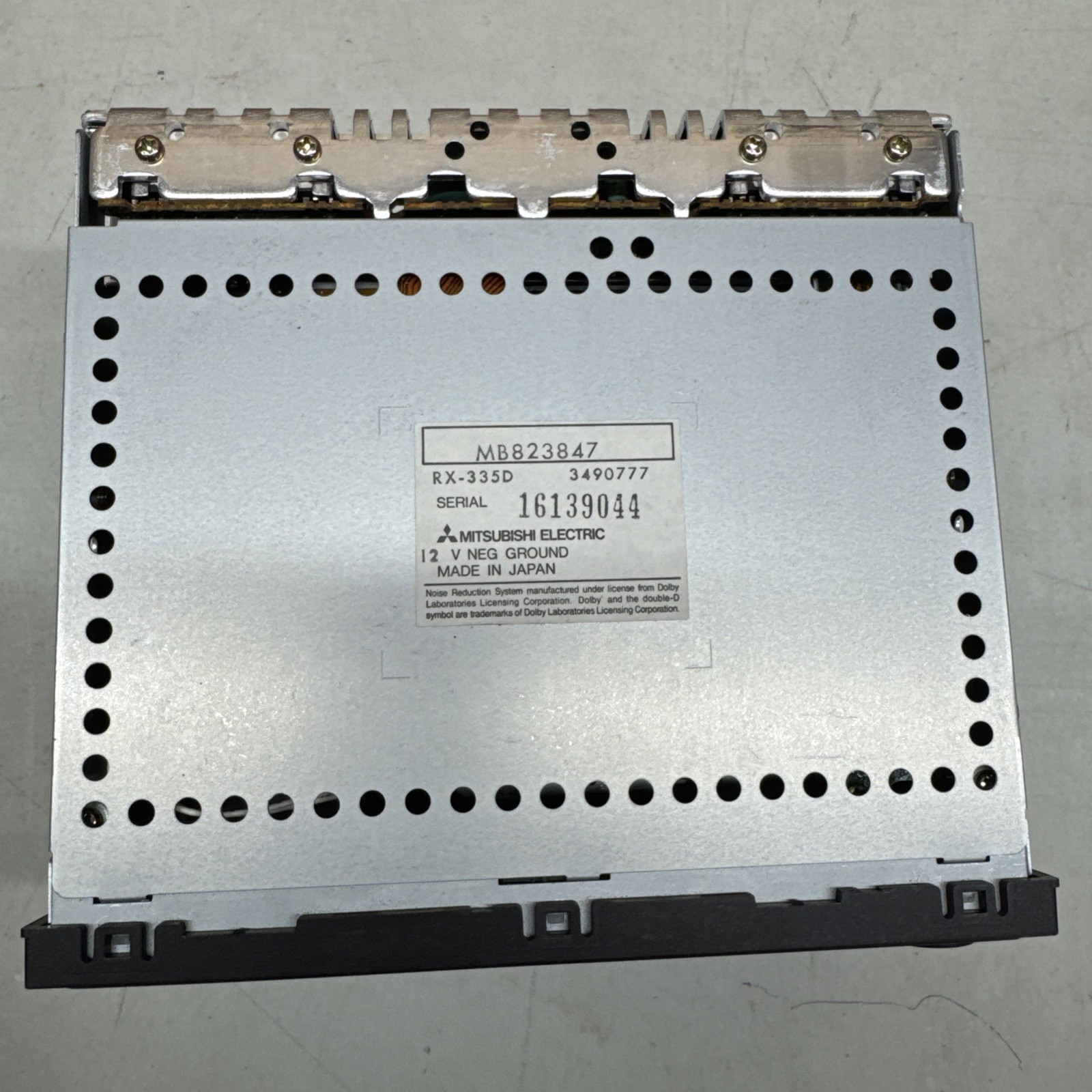 Mitsubishi MB823847 Sterio Radio See Desc 1991-99 Mitsubishi 300GT/Dodge Stealth