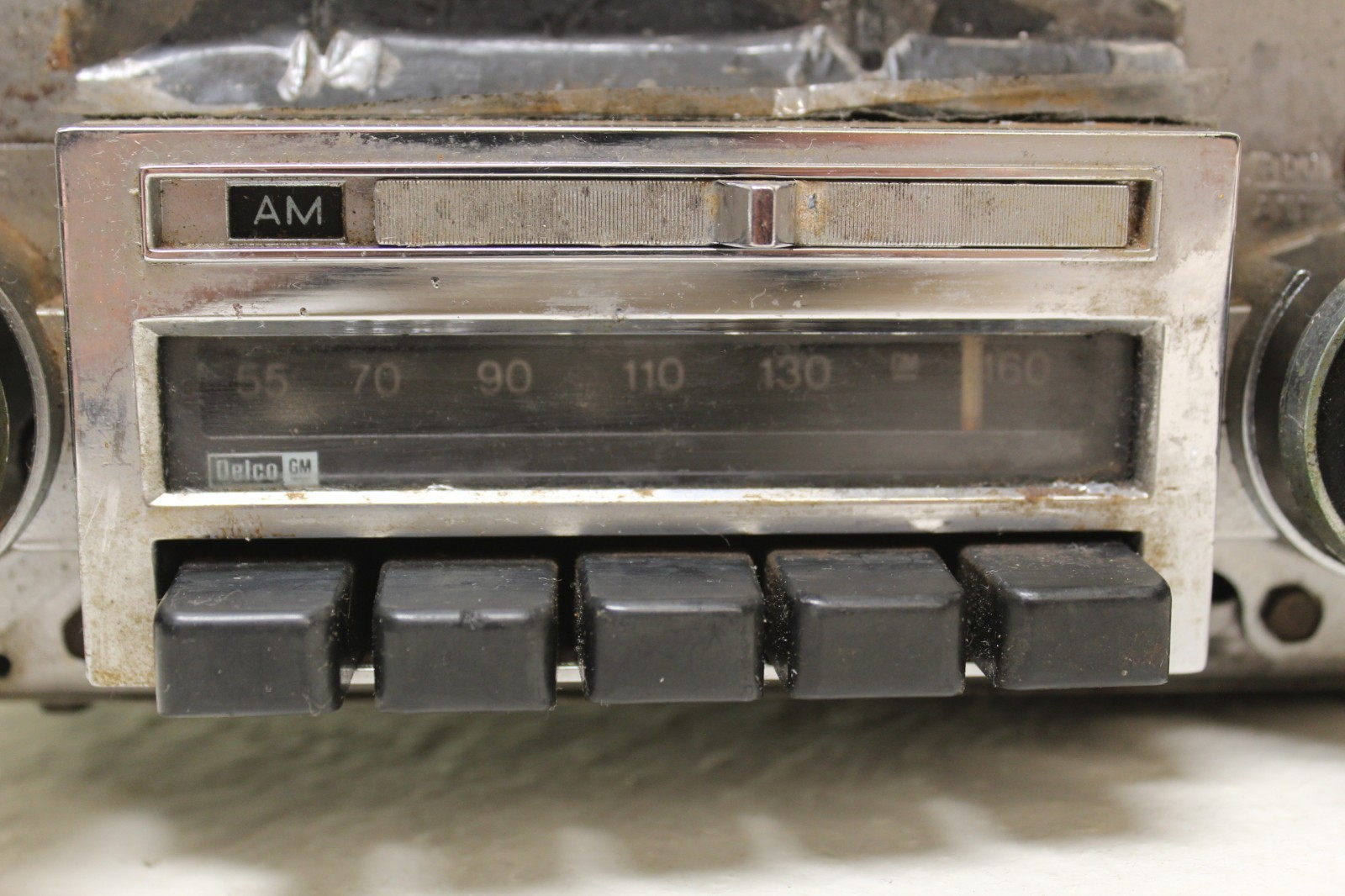 68-72 CHEVROLET GMC TRUCK BLAZER JIMMY DELCO AM-FM RADIO
