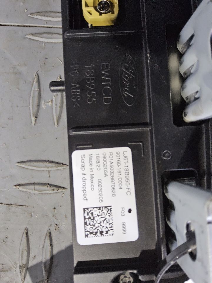 2020 Ford Escape Front 8.0″ Display Screen