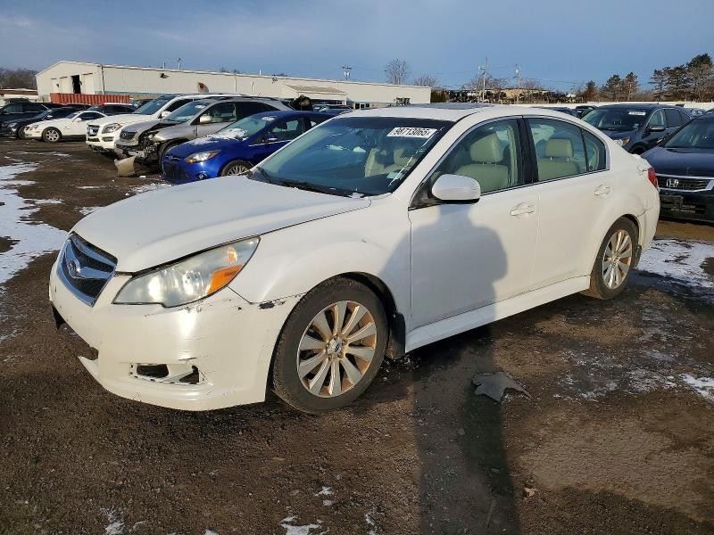 2010-2012 Subaru Legacy AM FMRadio AM FM6CD OEM 1542429