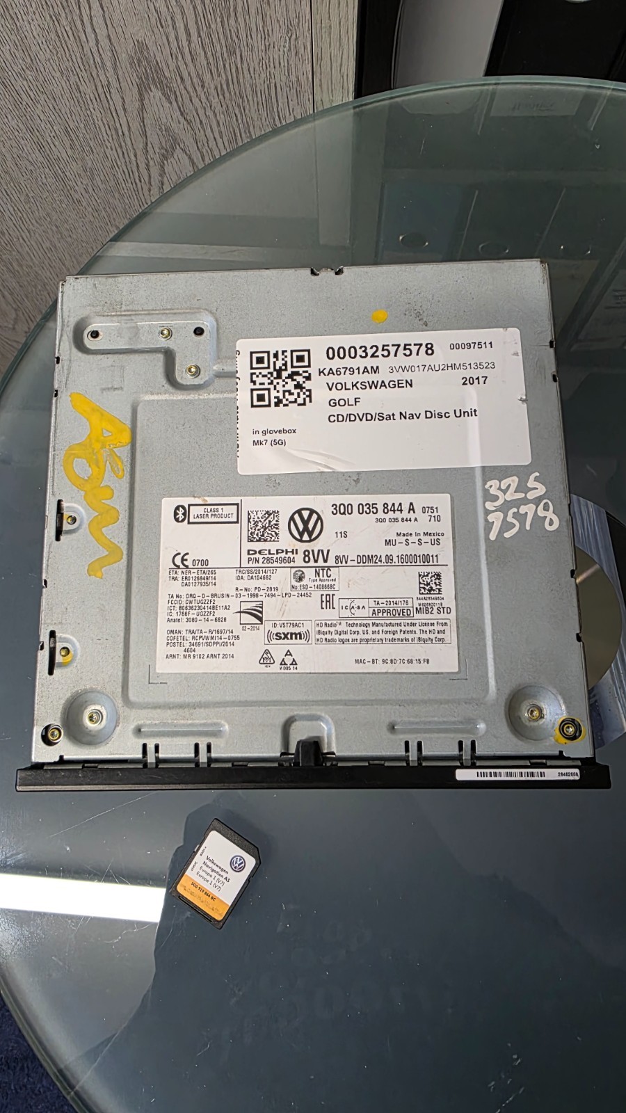 VOLKSWAGEN GOLF 5G MK7 2017 SAT NAV CD UNIT IN GLOVEBOX 0003257578 3Q0035844A