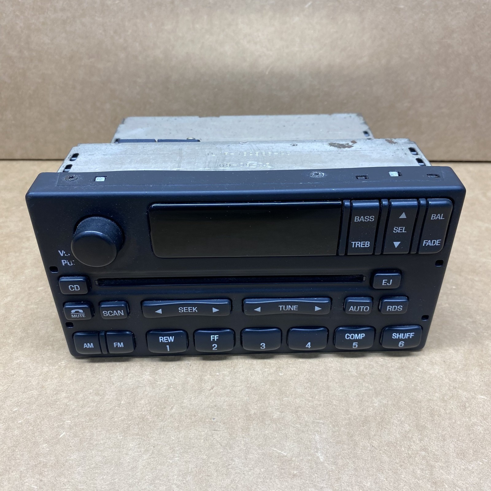 99-04 Ford F150 F-150 AM FM CD Player Radio Receiver Black 1L3F-18C869-AA OEM